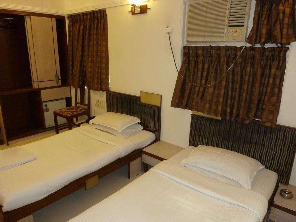 מומביי Hotel Park Shilton מראה חיצוני תמונה