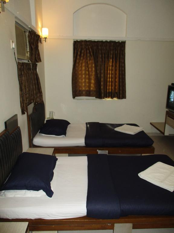 מומביי Hotel Park Shilton מראה חיצוני תמונה