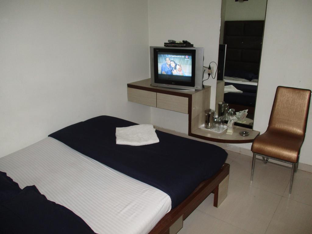 מומביי Hotel Park Shilton מראה חיצוני תמונה